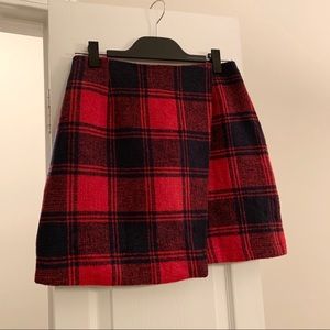 JEUVRE Red Navy Buffalo Plaid Fleece Skirt